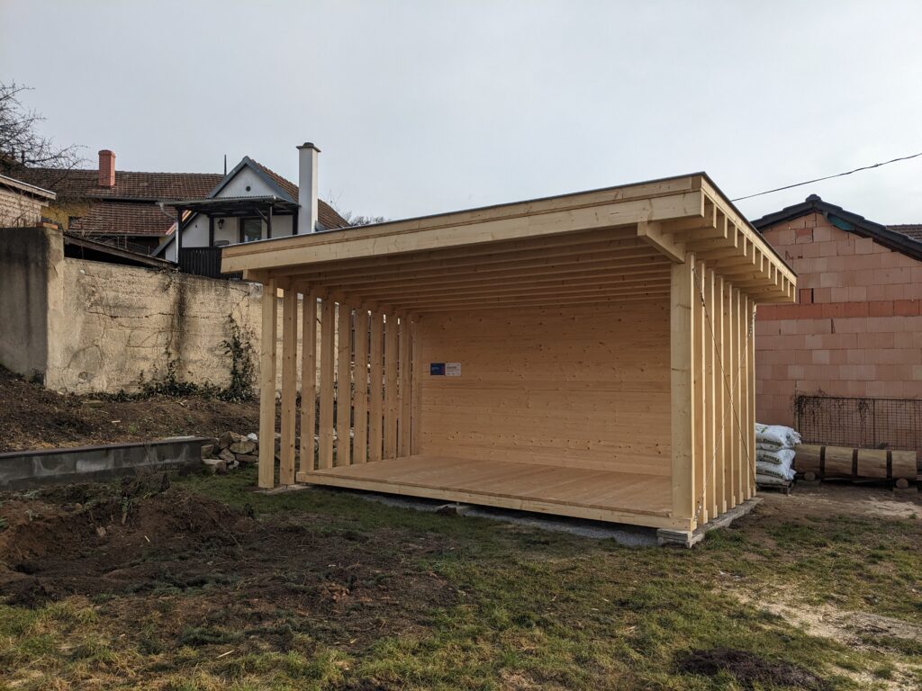 Nová přírodní učebna na zahradě komunitního centra